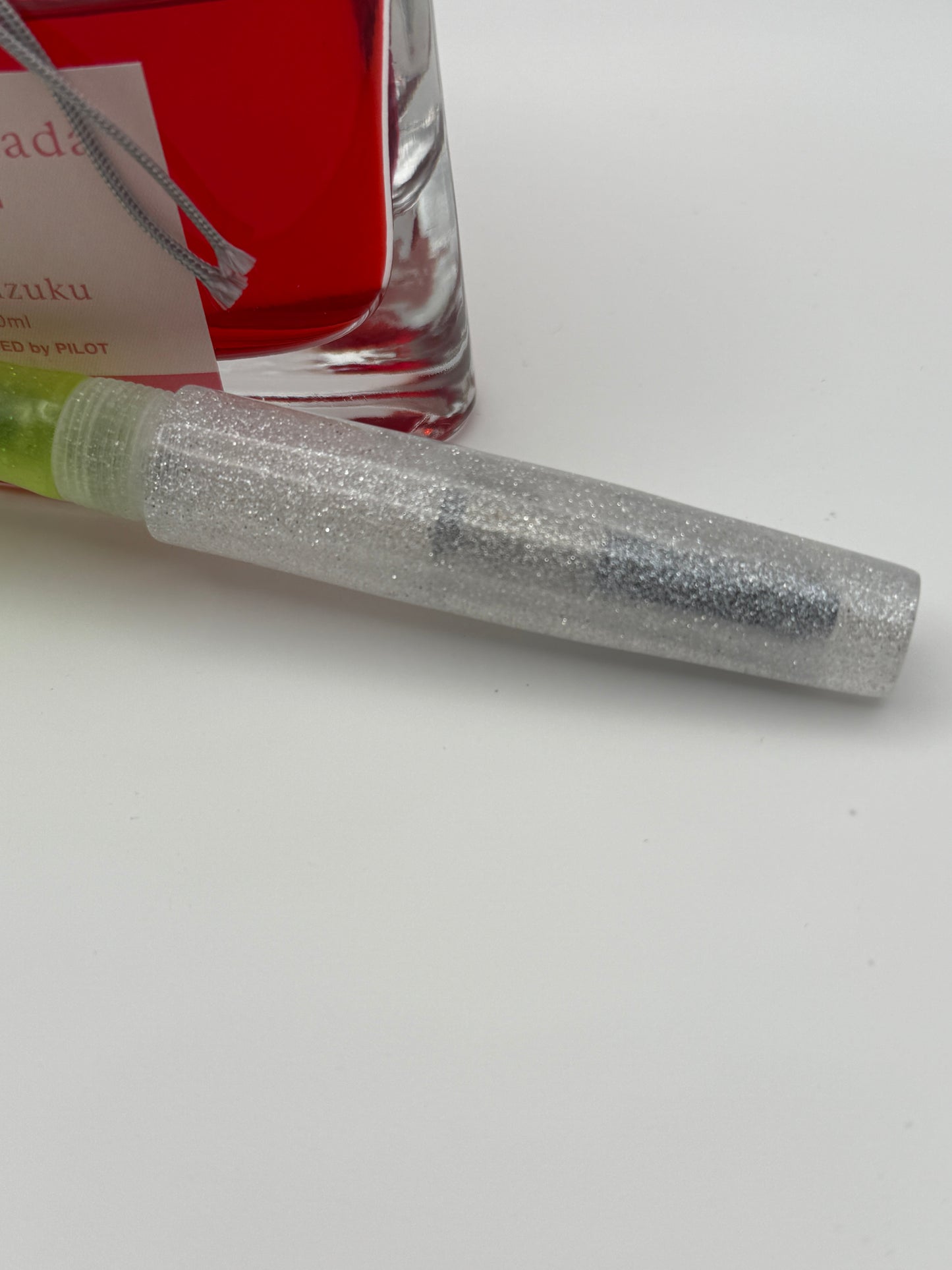 Resin Glitter with Glow in the Dark Cap Fountain Pen