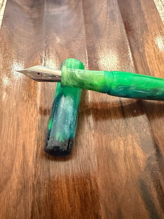 Siete Verdes Fountain Pen with Jowo #6 Nib