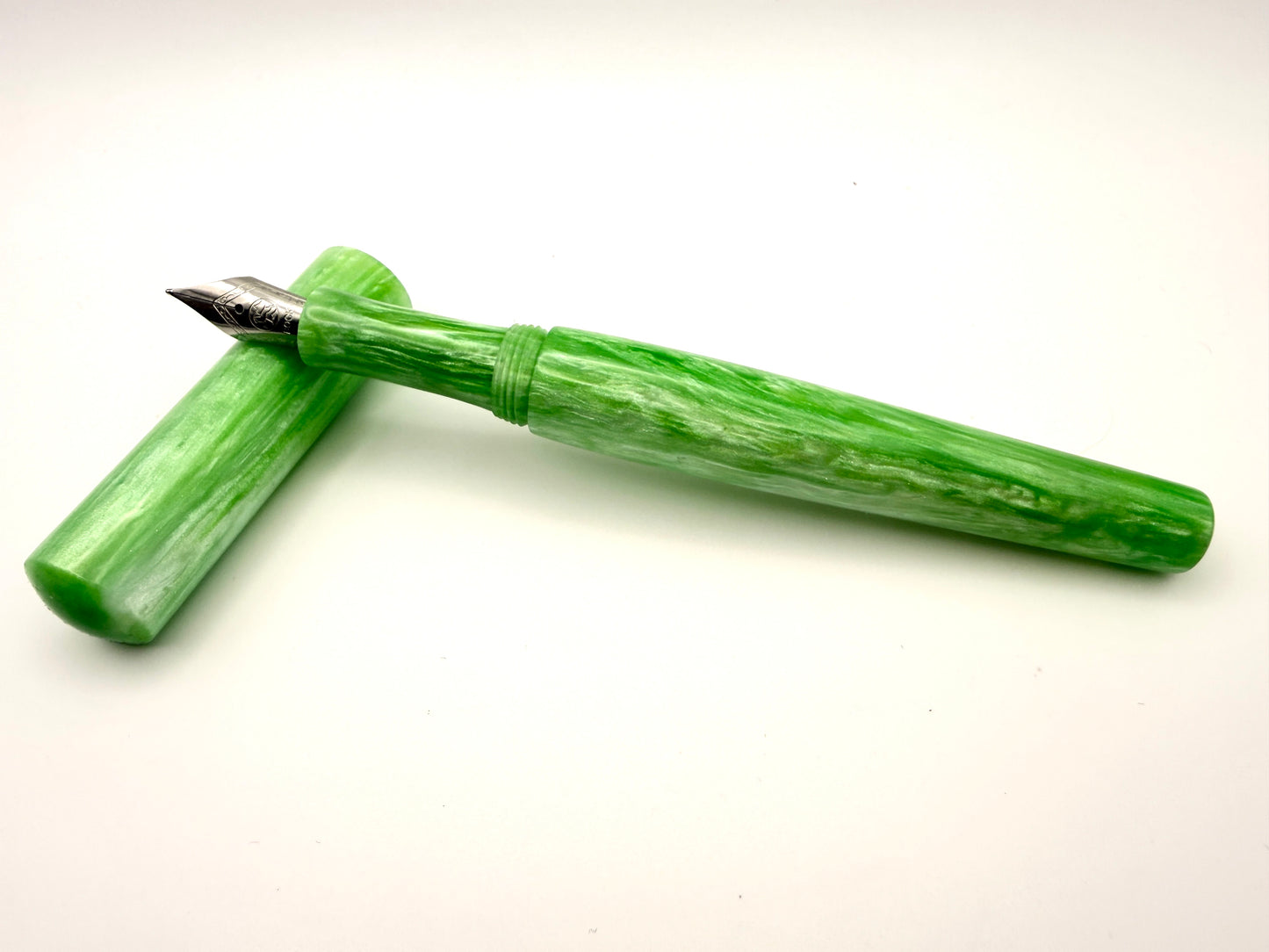 Green and White Resin Fountain Pen